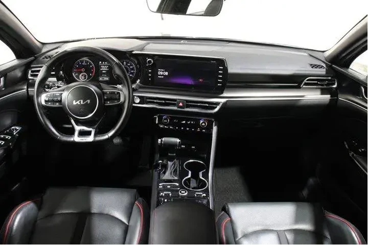 $29998 : Kia K5 2023 GT 4dr Sedan image 2