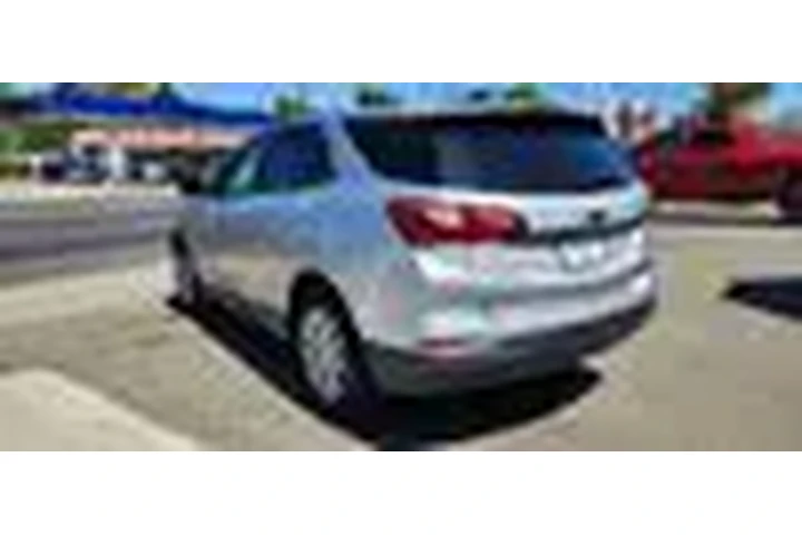 $11500 : 2019 Equinox image 5