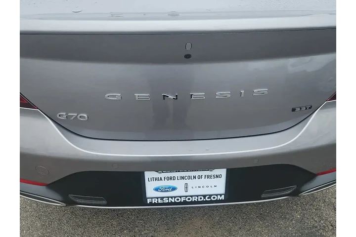$34500 : Genesis G70 2023 3.3T Standa image 8