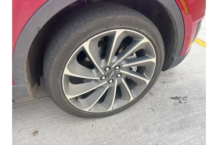 $30900 : Lincoln Nautilus 2020 AWD Re image 10