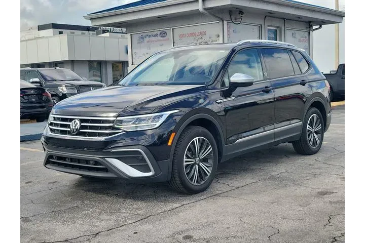 $20990 : Volkswagen Tiguan 2024 Wolfs image 2