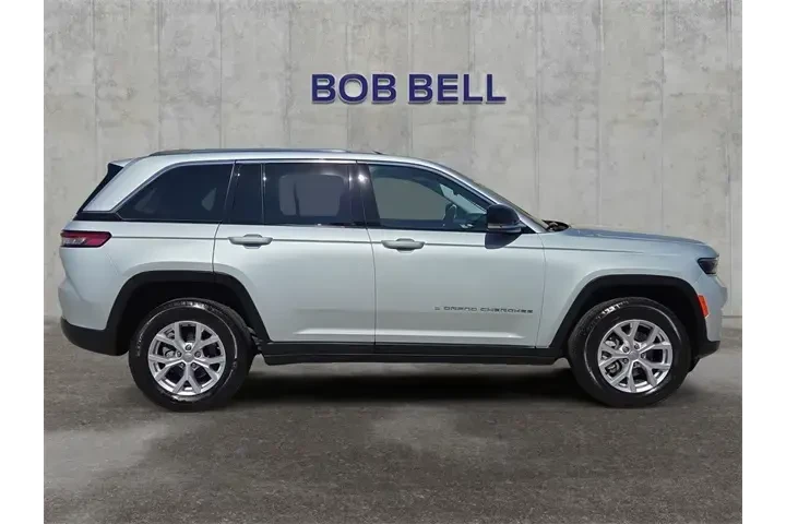 $29394 : Jeep Grand Cherokee 2022 4x4 image 6