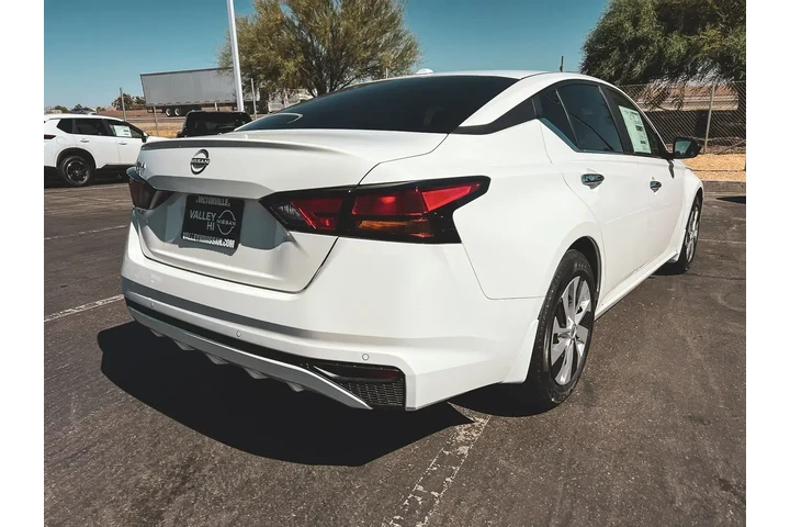 $23997 : Nissan Altima 2025 2.5 S 4dr image 7