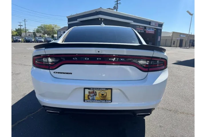 $10498 : 2016 Charger SXT image 7