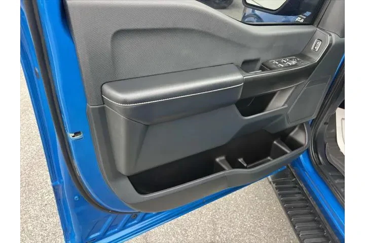 $33983 : Ford F-150 2021 4x4 XL 4dr S image 10