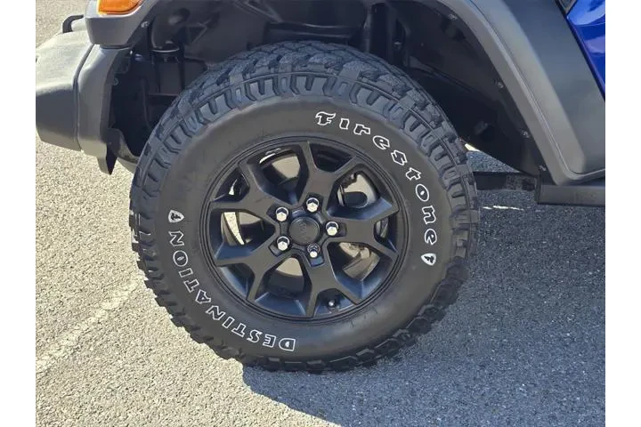 $27999 : Jeep Wrangler 2020 4x4 Willy image 10