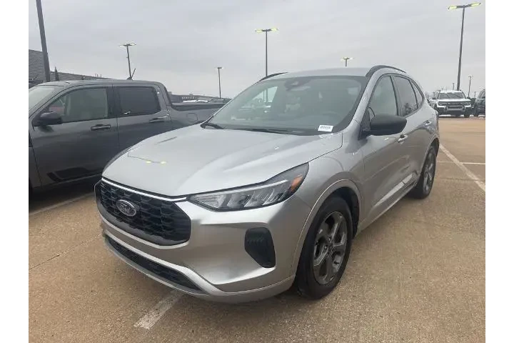 $19795 : Ford Escape 2024 ST-Line 4dr image 9