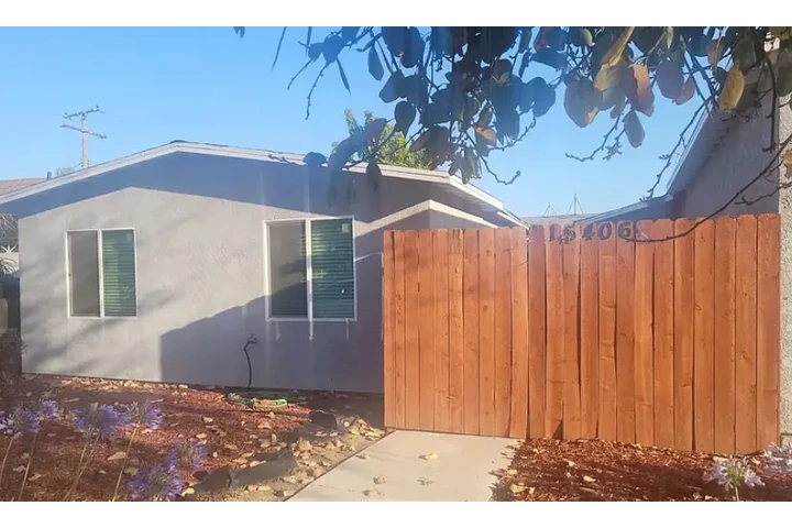 $995 : Norwalk house near Cerritos Co image 1