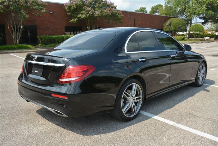 2017 Mercedes-Benz E-Class E image 6