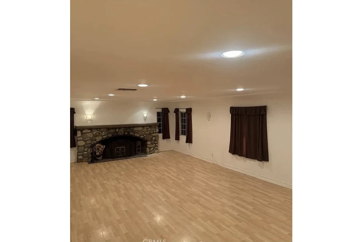 $1000 : Nueva ADU de 1 dormitorio y 1 image 4