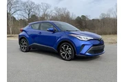 $23900 : 2021 C-HR XLE thumbnail