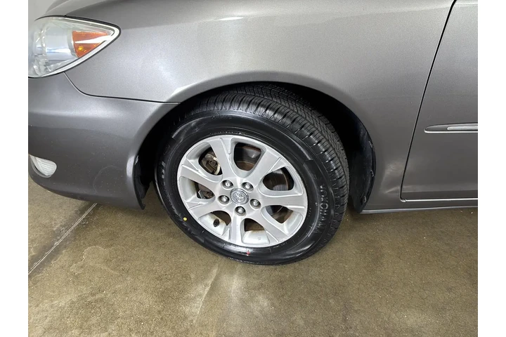 $10299 : 2006 Camry XLE V6 image 5