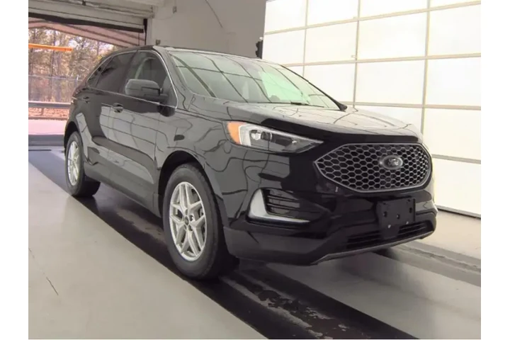 $24823 : Ford Edge 2024 AWD SEL 4dr S image 4