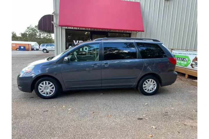 $8999 : 2008 Sienna LE 7-Passenger image 9