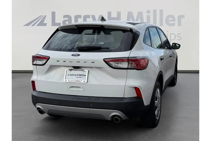 Ford Escape 2022 S 4dr SUV image 5
