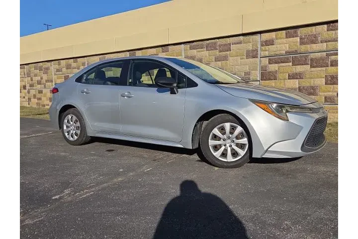 $16655 : Toyota Corolla 2020 LE 4dr S image 1