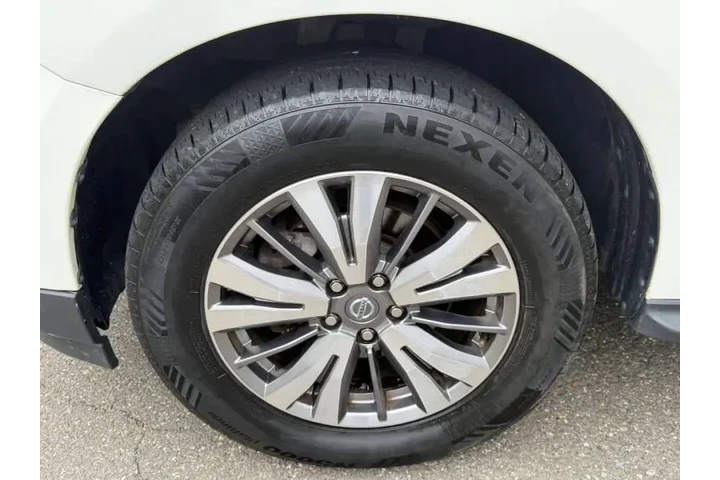 $14550 : 2020 Pathfinder SV image 10