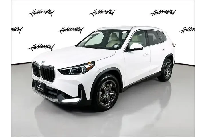 $26500 : BMW X1 2023 AWD xDrive28i 4d image 1