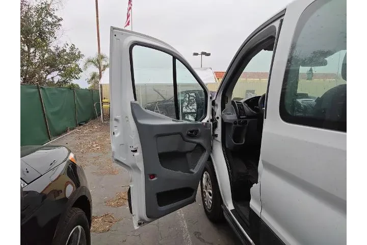 $28085 : Ford Transit 2019 350 XL 3dr image 8