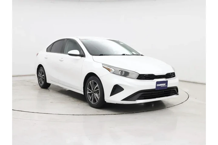 $16998 : Kia Forte 2022 LXS 4dr Sedan image 1
