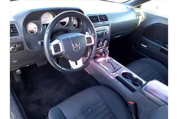 $13995 : 2014 Challenger SXT image 10