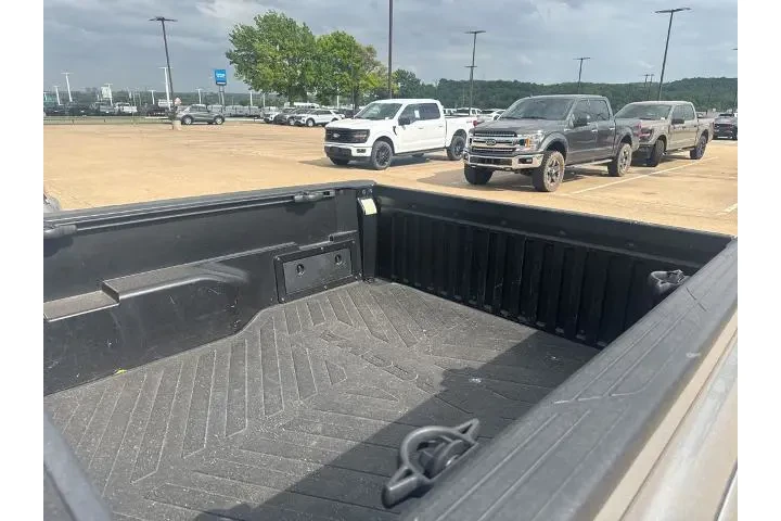 $27995 : Toyota Tacoma 2015 4x4 V6 4d image 9