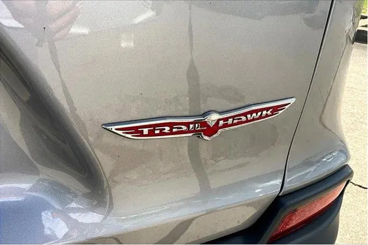 $23290 : Jeep Cherokee 2019 4x4 Trail image 8