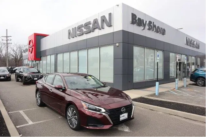 $24075 : Nissan Altima 2024 AWD 2.5 S image 1