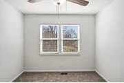 $1450 : Nice 2 Bedroom/1.5 Bath thumbnail