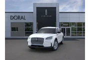 $28990 : Lincoln Corsair 2024 Premier thumbnail