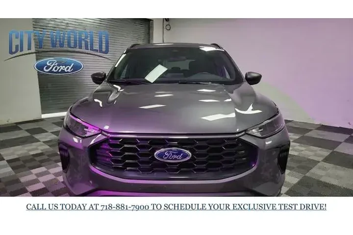 $24354 : Ford Escape 2025 ST-Line 4dr image 3