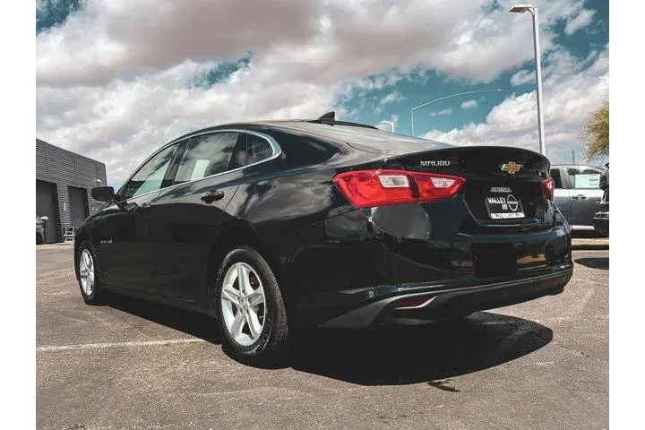 $17997 : Chevrolet Malibu 2023 LS 4dr image 5