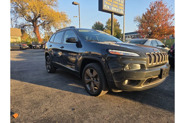 $8900 : 2017 Cherokee Latitude FWD image 9