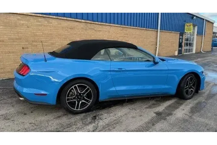 $22967 : Ford Mustang 2022 EcoBoost P image 9