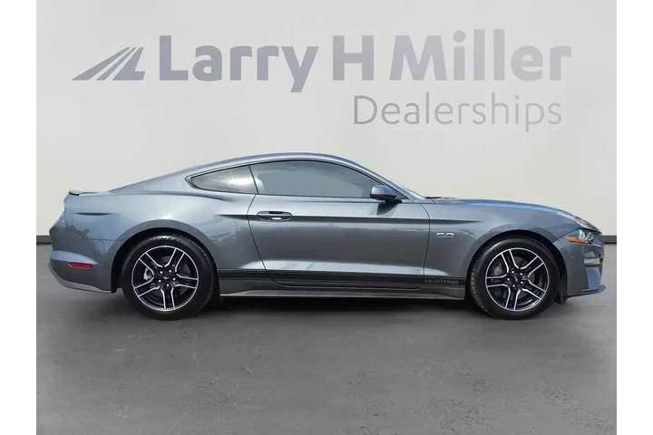 Ford Mustang 2022 GT 2dr Fas image 6