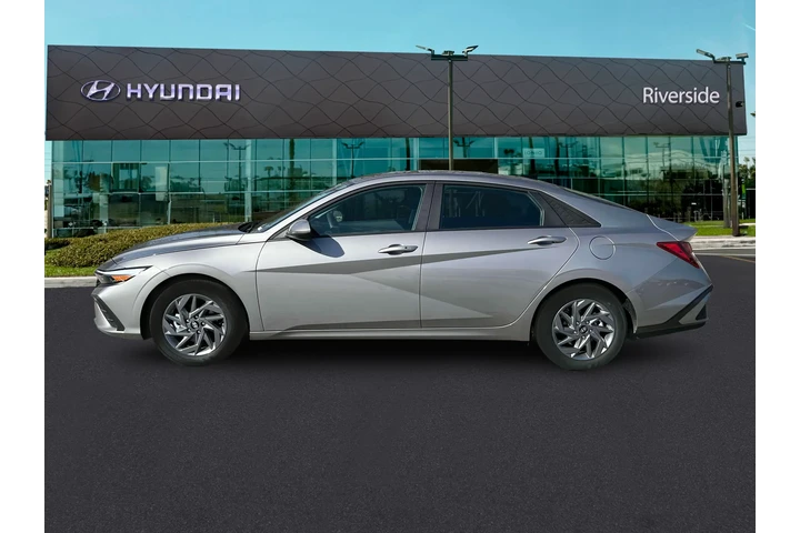 $18991 : Hyundai ELANTRA 2024 SEL 4dr image 3