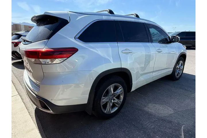 $28788 : Toyota Highlander 2019 Limit image 4