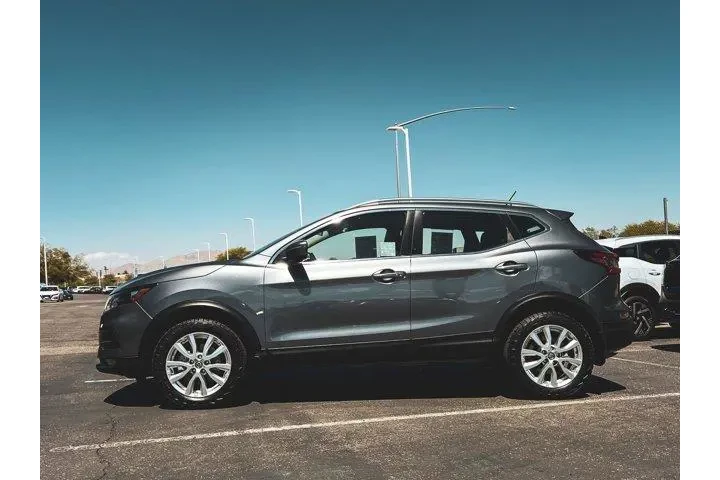 $15997 : Nissan Rogue Sport 2022 SV 4 image 7