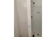 $1150 : RENTA DE CUARTO CON BAÑO thumbnail
