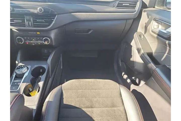 $22795 : Ford Escape 2022 AWD SEL 4dr image 10