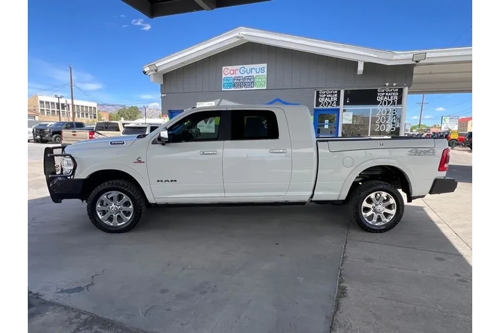 2022 RAM 2500 Laramie Mega Ca image 8