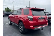 $38995 : Toyota 4Runner 2021 4x4 TRD thumbnail