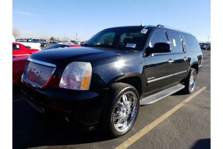2012 GMC Yukon XL Denali image 4