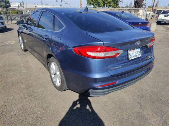 $17999 : 2019 Fusion Hybrid SEL image 4