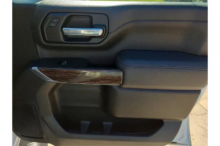 $39385 : GMC Sierra 2500HD 2023 4x4 S image 9