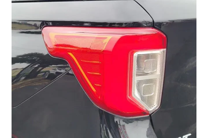 $33400 : Ford Explorer 2024 XLT 4dr S image 9