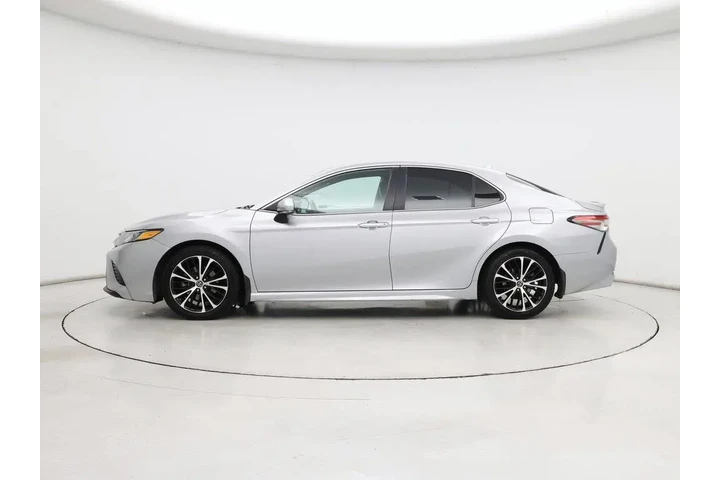 $20998 : Toyota Camry 2019 SE 4dr Sed image 3