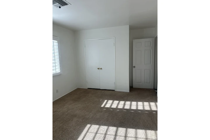 $3000 : Casa de renta image 1