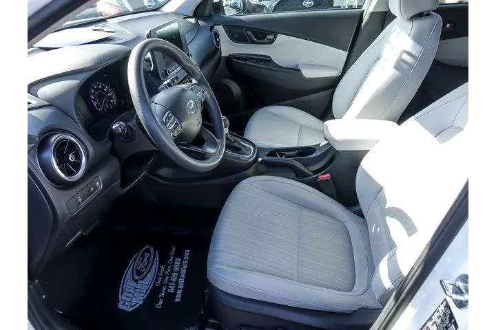 $19880 : Hyundai KONA 2023 AWD SEL 4d image 10