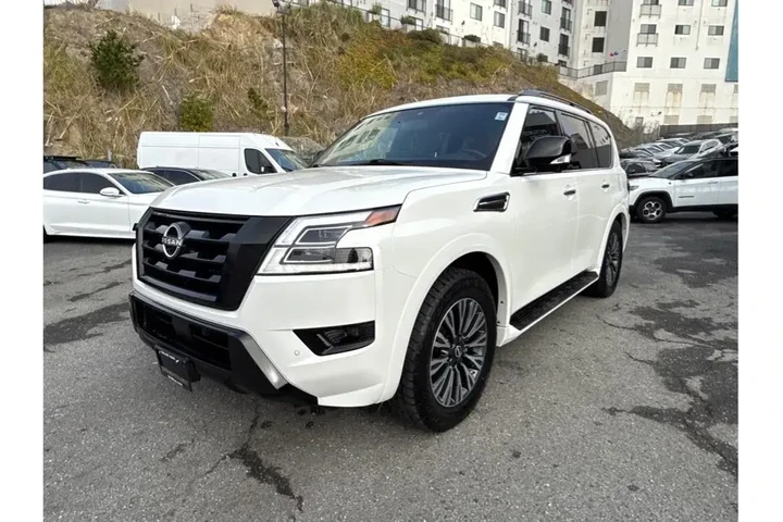 $34388 : Nissan Armada 2023 4x4 SL 4d image 5